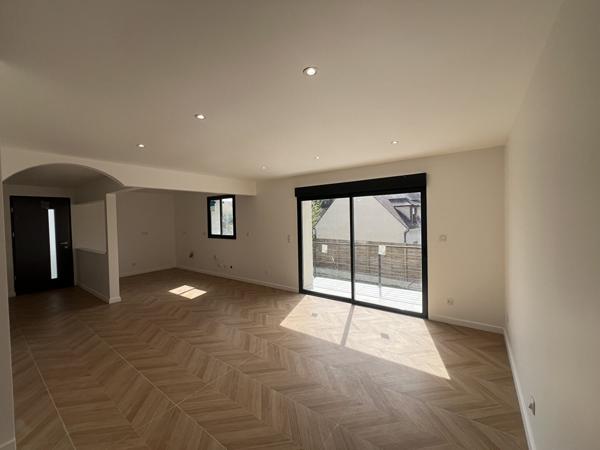 Maison 6 pièces 116.77 m2