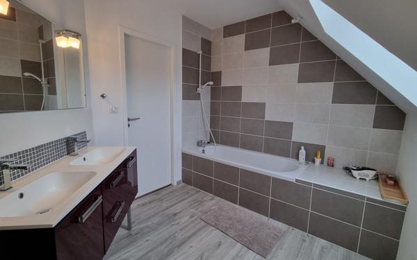 Maison à vendre    4 pièces • 111 m2 Fondettes