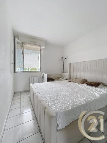 Appartement F3 à vendre  3 pièces - 69,34 m 2   MONTPELLIER  - 34