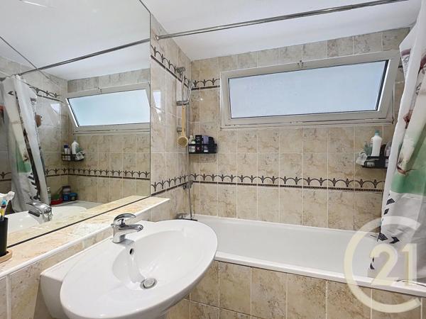 Appartement F3 à vendre  3 pièces - 69,34 m 2   MONTPELLIER  - 34