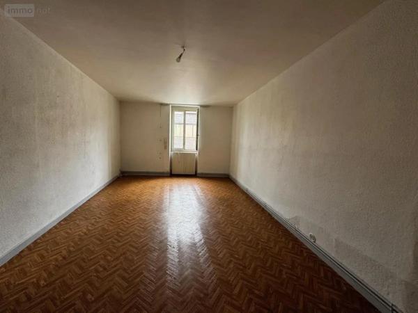 Location - Appartement Dole 39100 2 pièces 76 m 2