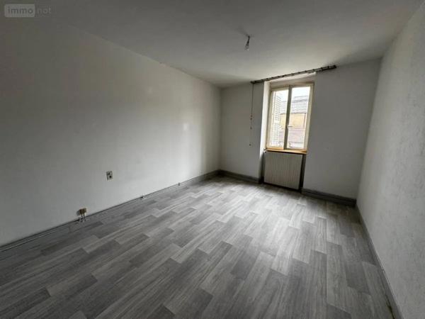 Location - Appartement Dole 39100 2 pièces 76 m 2