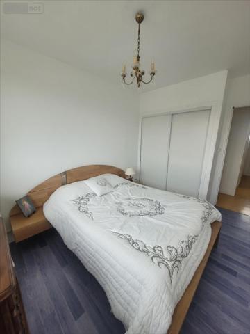 Appartement à louer à Pont-de-l'Arche dans l'Eure (27340), ref : 27063-278432