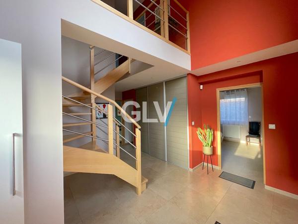 Maison 6 pièce(s) 194.02 m2 / 224m2 utile , Camphin en pevele
