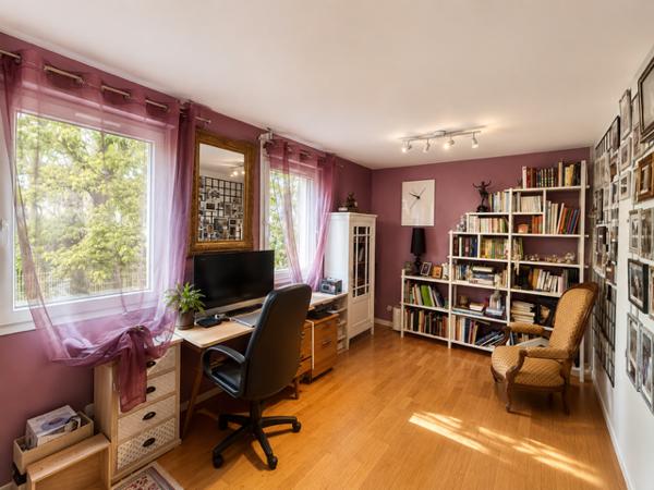Appartement
         5 pièces
        - 107 m² Exclusivité 420 000 € *