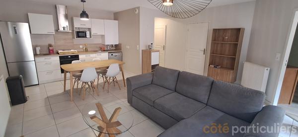 Location
                Appartement50,47 m² - 2 Pièces -
                    RODEZ (12000)