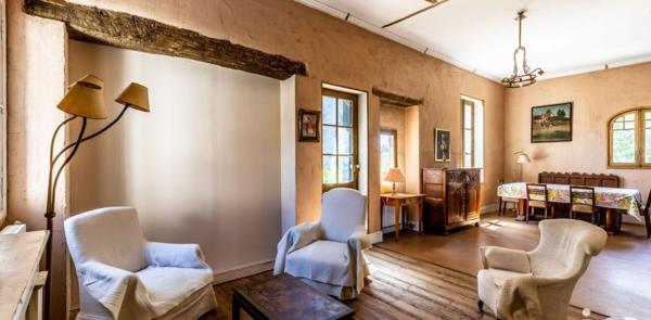 Maison 8 pièces de 311 m² à Hendaye (64700)