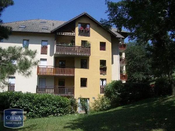 Appartement à louer 3 pièces 65.95m² Chambéry (73000)
