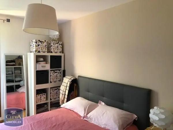 Appartement à louer 3 pièces 65.95m² Chambéry (73000)
