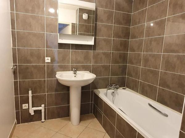 Appartement à louer à Bassens (73000)
