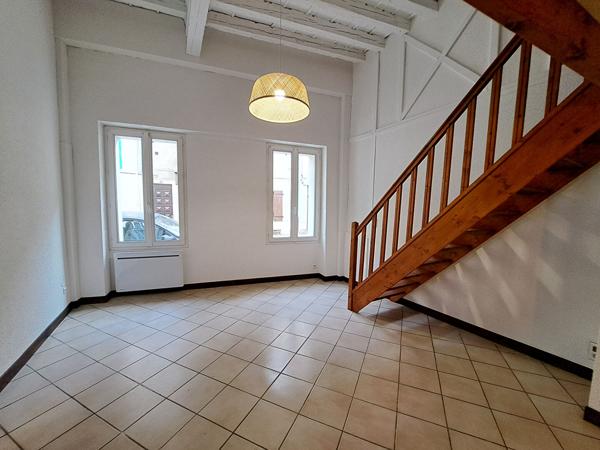 Appartement rénové centre ville Limoux