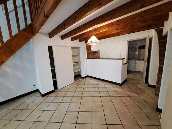 Appartement rénové centre ville Limoux