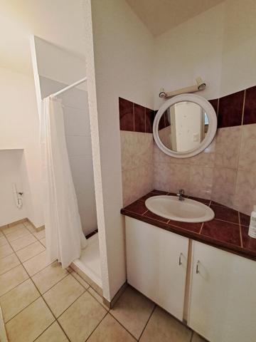Appartement rénové centre ville Limoux