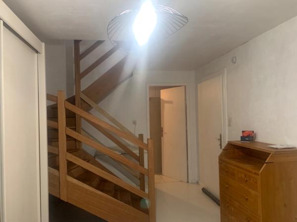 MAISON 3 CHAMBRES-GARAGE-TERRAIN-PROCHE FRONTIERES