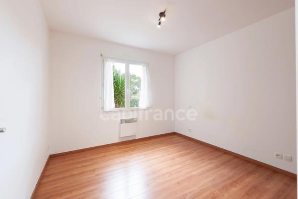 A pied de tout · plain pied de 107 m² · 4 chambres