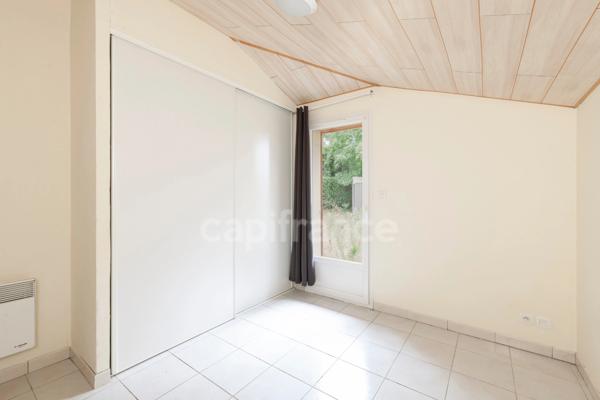 A pied de tout · plain pied de 107 m² · 4 chambres
