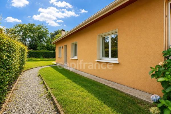 A pied de tout · plain pied de 107 m² · 4 chambres