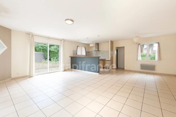 A pied de tout · plain pied de 107 m² · 4 chambres