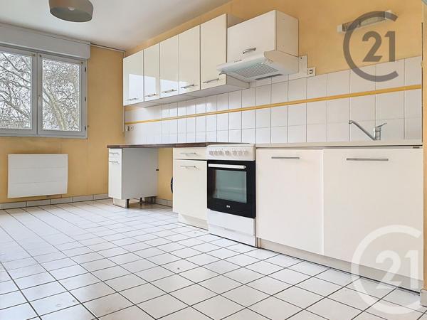 Appartement T4 à vendre  4 pièces - 88 m2 REIMS - 51