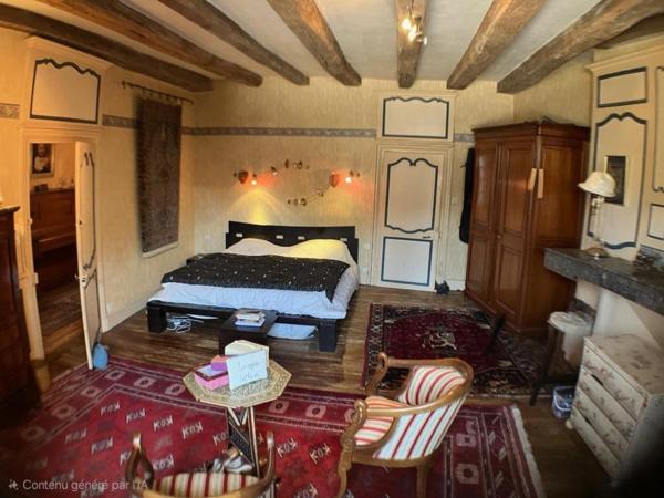 maison de caractère avec jardin privatif arboré