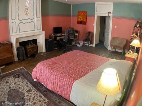 maison de caractère avec jardin privatif arboré