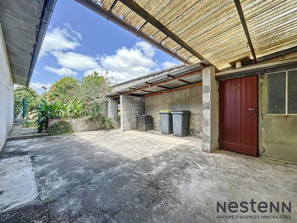 Maison de ville avec jardin attenant