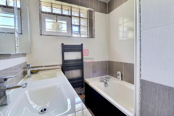 Maison  118.6 m² - plain pied - Brétigny-sur-Orge  - 5 chambres - Proche  gare