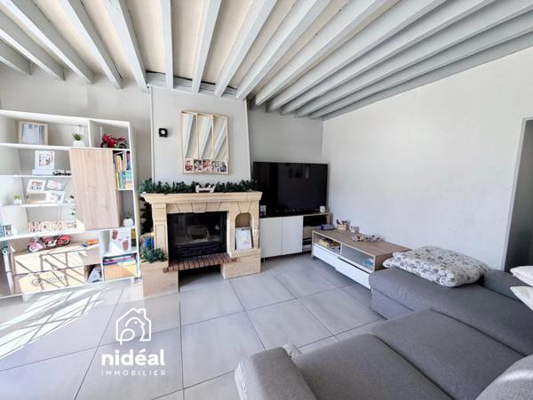 Maison mitoyenne 2 côtés à vendre, 6 pièces - Louviers 27400