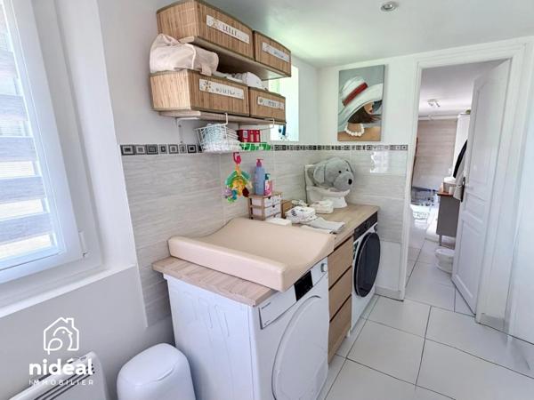Maison mitoyenne 2 côtés à vendre, 6 pièces - Louviers 27400