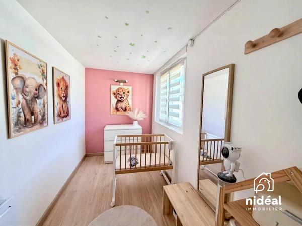 Maison mitoyenne 2 côtés à vendre, 6 pièces - Louviers 27400