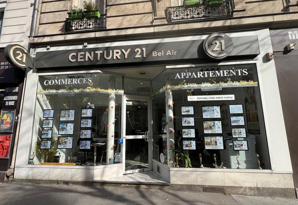 Appartement F2 à vendre  2 pièces - 44 m 2   PARIS  - 75012