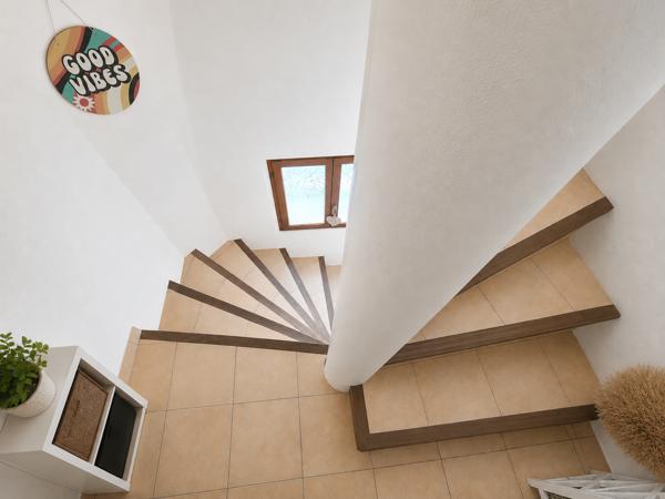 Maison
         5 pièces
        - 93 m² Exclusivité 310 000 € *