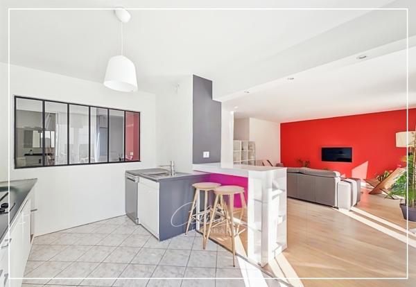 Appartement
         4 pièces
        - 98 m² 290 000 € *
