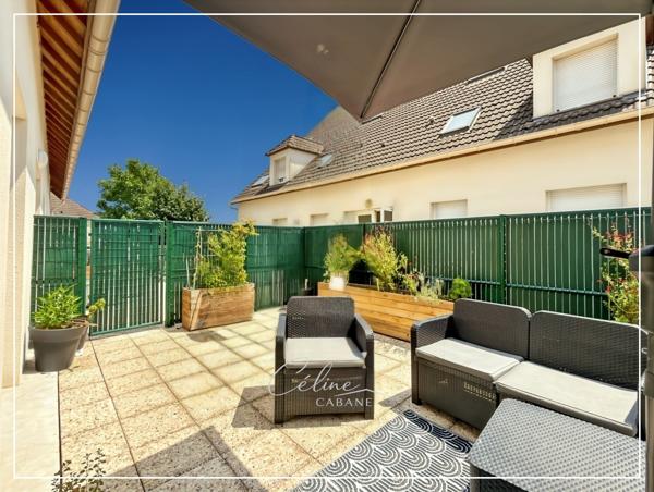 Appartement
         4 pièces
        - 98 m² 290 000 € *