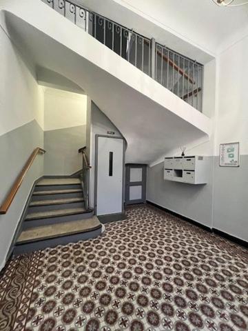 Aix en Provence, T2 rénové au coeur, charme assuré.