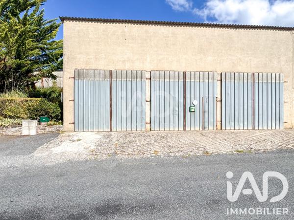 Parking à vendre 120 m² Saint-Victor-et-Melvieu