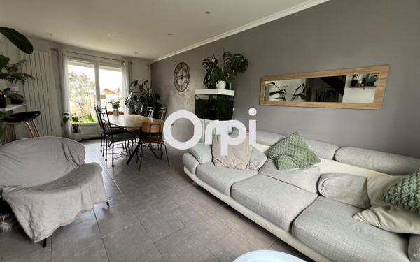 Maison à vendre    5 pièces • 90 m2 Maurepas