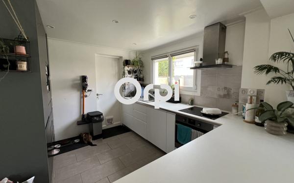 Maison à vendre    5 pièces • 90 m2 Maurepas