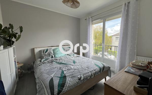 Maison à vendre    5 pièces • 90 m2 Maurepas