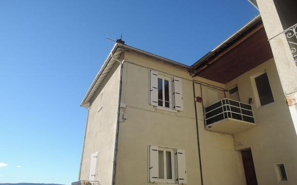 Appartement à vendre    2 pièces • 39,70 m2 Hauteville-Lompnes