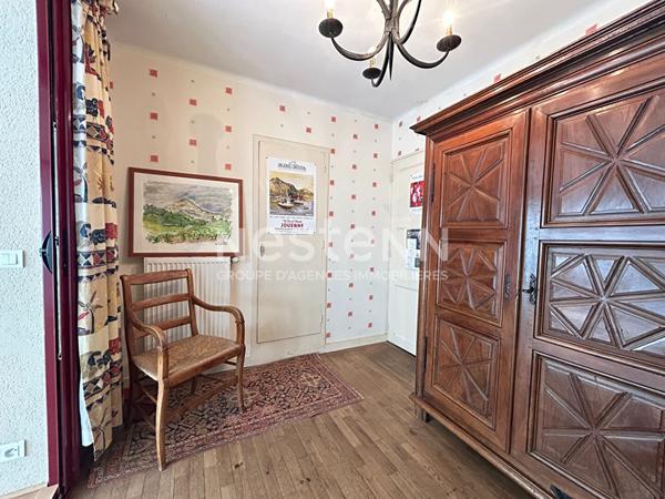 Charmante maison située à Malicorne Sur Sarthe : 4 chambres et 1 bureau !