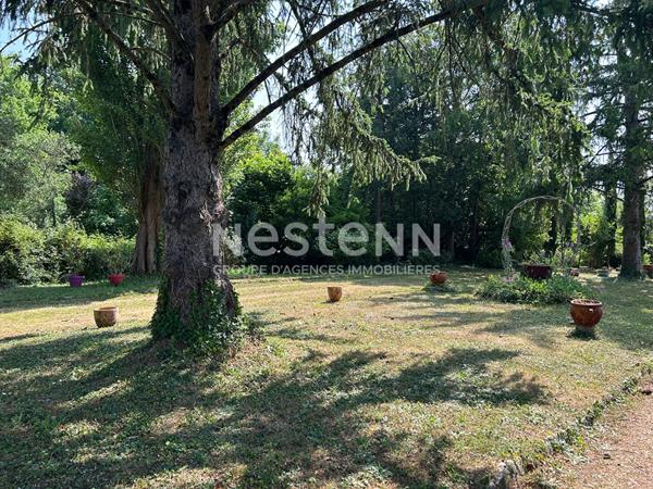 Charmante maison située à Malicorne Sur Sarthe : 4 chambres et 1 bureau !