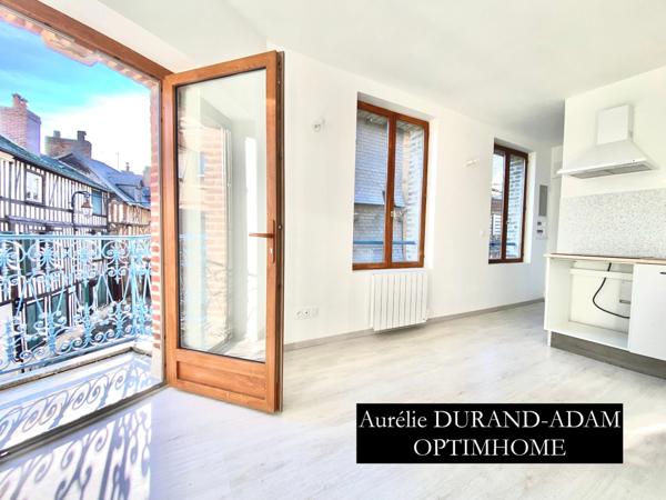 Exclusivité – Honfleur – Appartement rénové dans superbe copropriété historique - Balcon - Plein coeur Historique