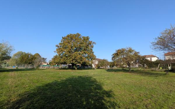 Maison à vendre    5 pièces •  La Bâtie-Montgascon