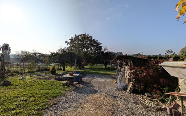 Maison à vendre    5 pièces •  La Bâtie-Montgascon