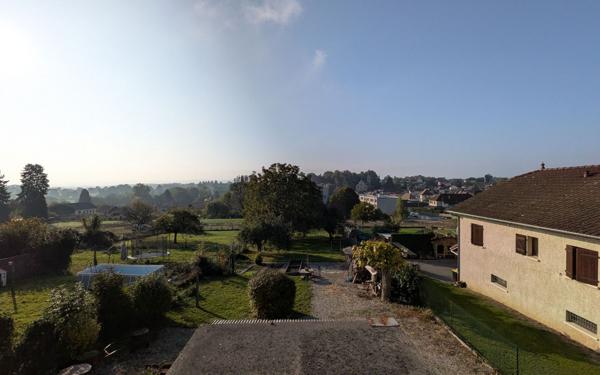 Maison à vendre    5 pièces •  La Bâtie-Montgascon