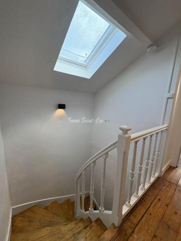 Maison 7 pièce(s) 4 chambre(s) 165 m²