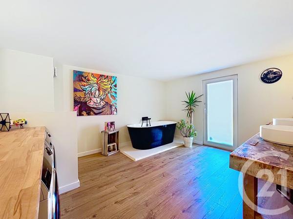 Maison à vendre  6 pièces - 151 m 2   AYTRE  - 17