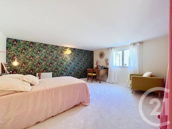 Maison à vendre  6 pièces - 151 m 2   AYTRE  - 17