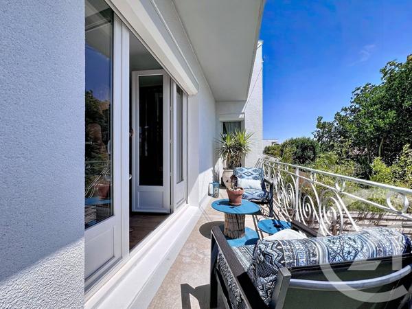 Maison à vendre  6 pièces - 151 m 2   AYTRE  - 17